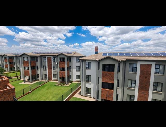 2 BEDROOM APARTMENT FOR SALE IN AMBERFIELD